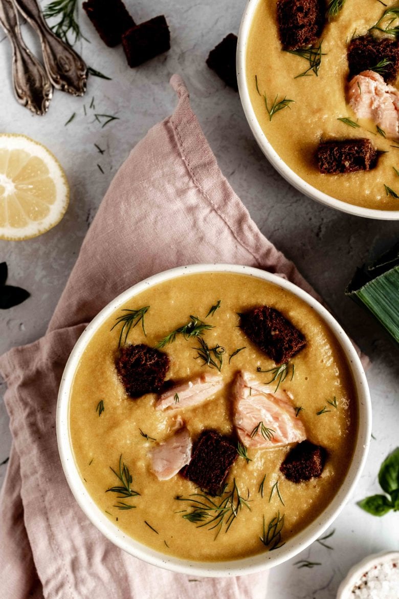 salmon soup with croutons and dill