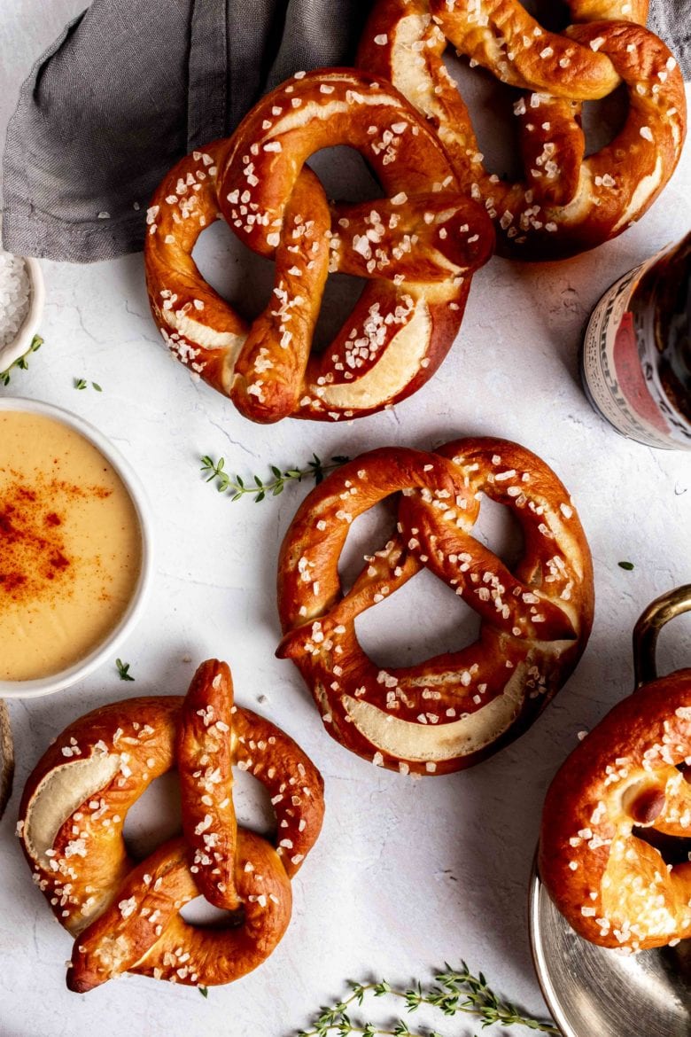 soft pretzels with beer cheese dip