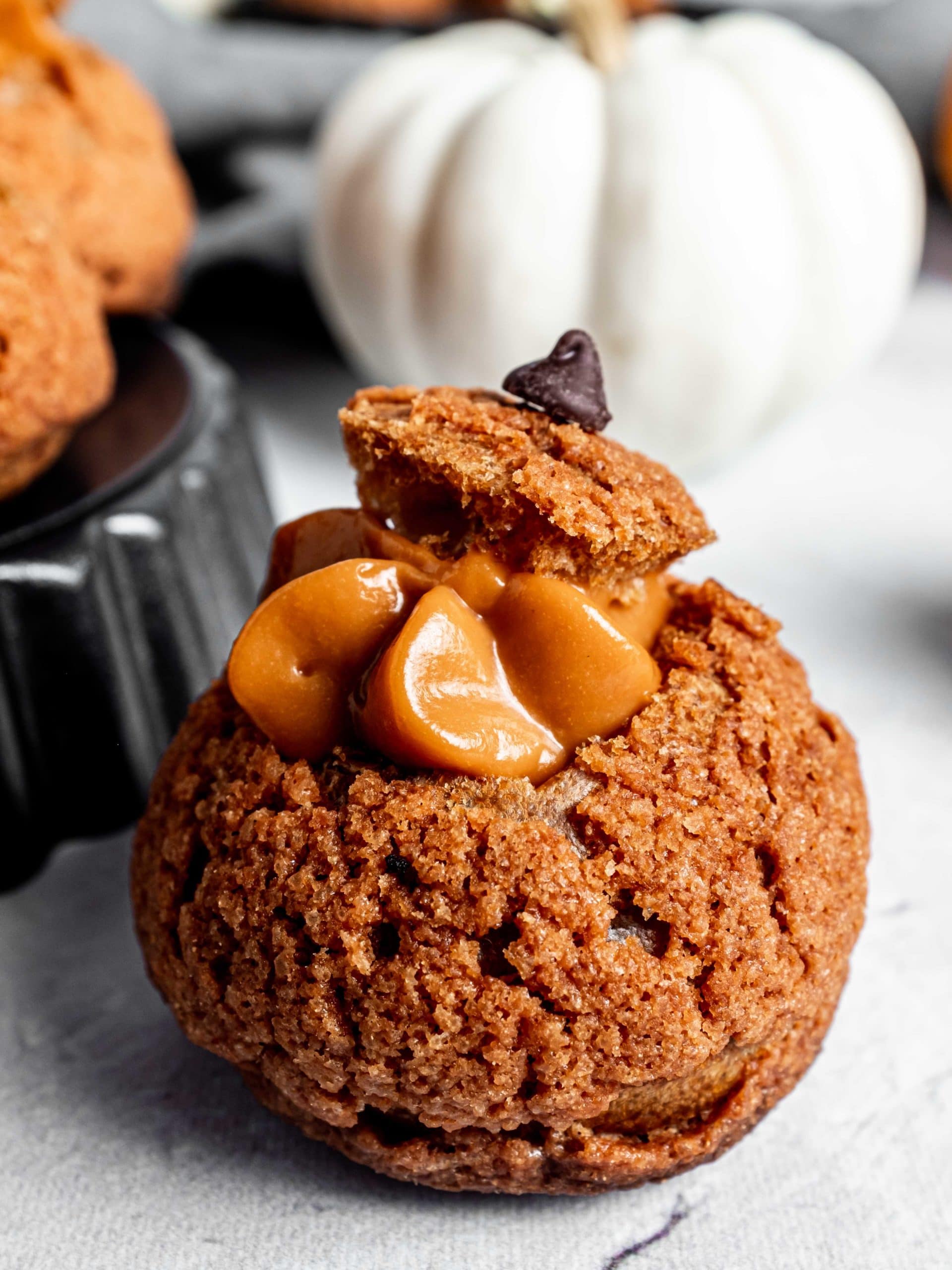 pumpkin shaped cream puff with thai tea pastry cream