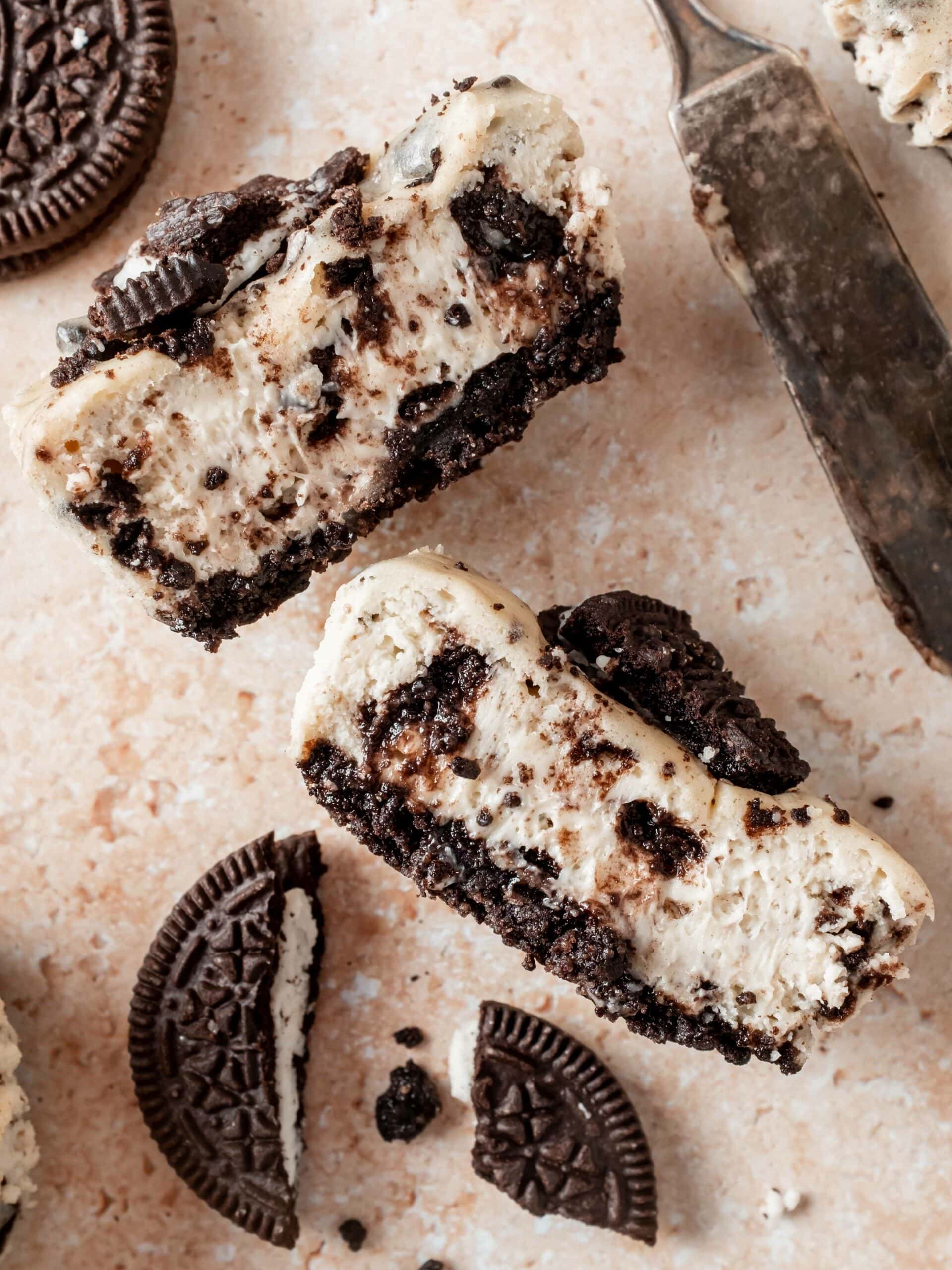 creamy mini oreo cheesecake cut in half