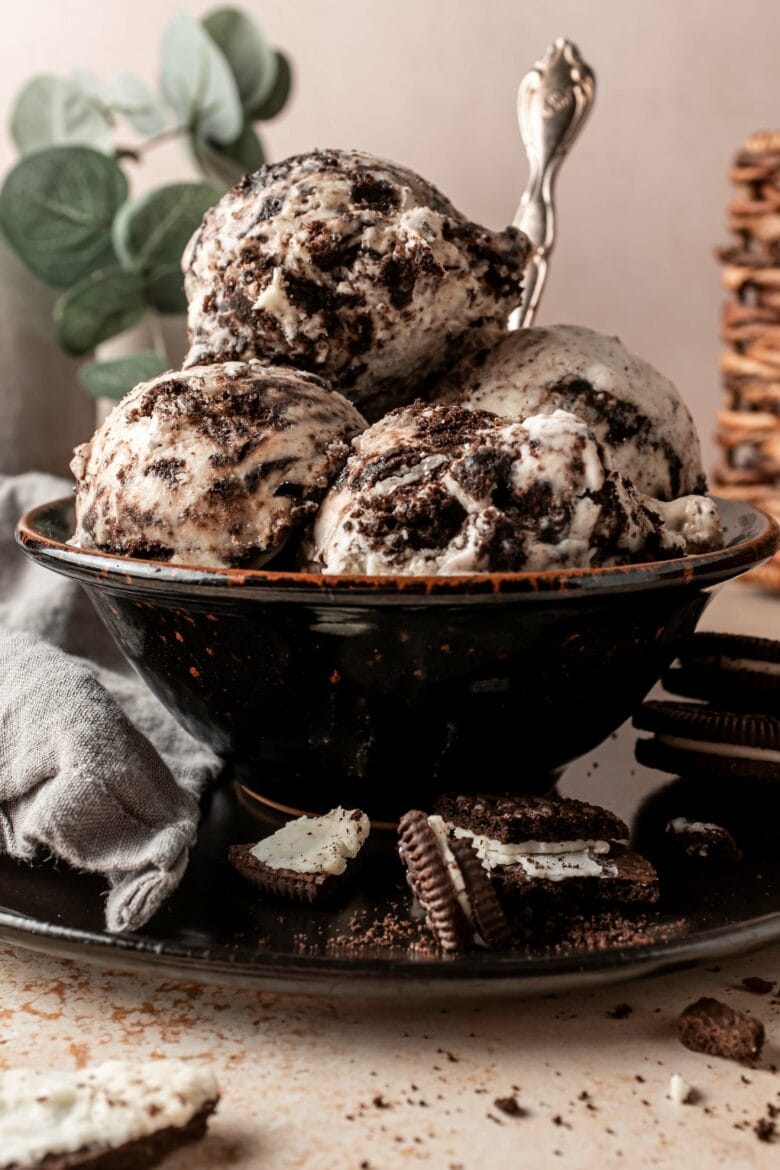 scooped ice cream in bowl